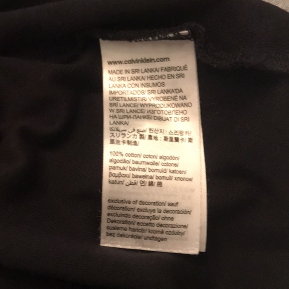 Calvin Klein mens black shirt. - Picture 15 of 15